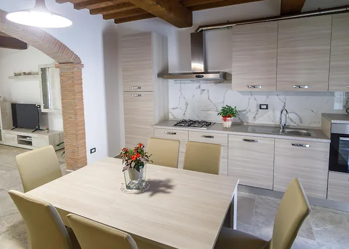 Borgo Felice * Larciano