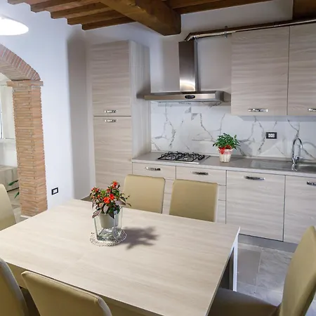 Borgo Felice * Larciano